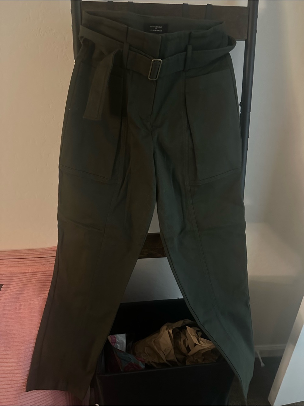 Banana Republic Olive Green Cargo Tapered Pants with Belt size 2
